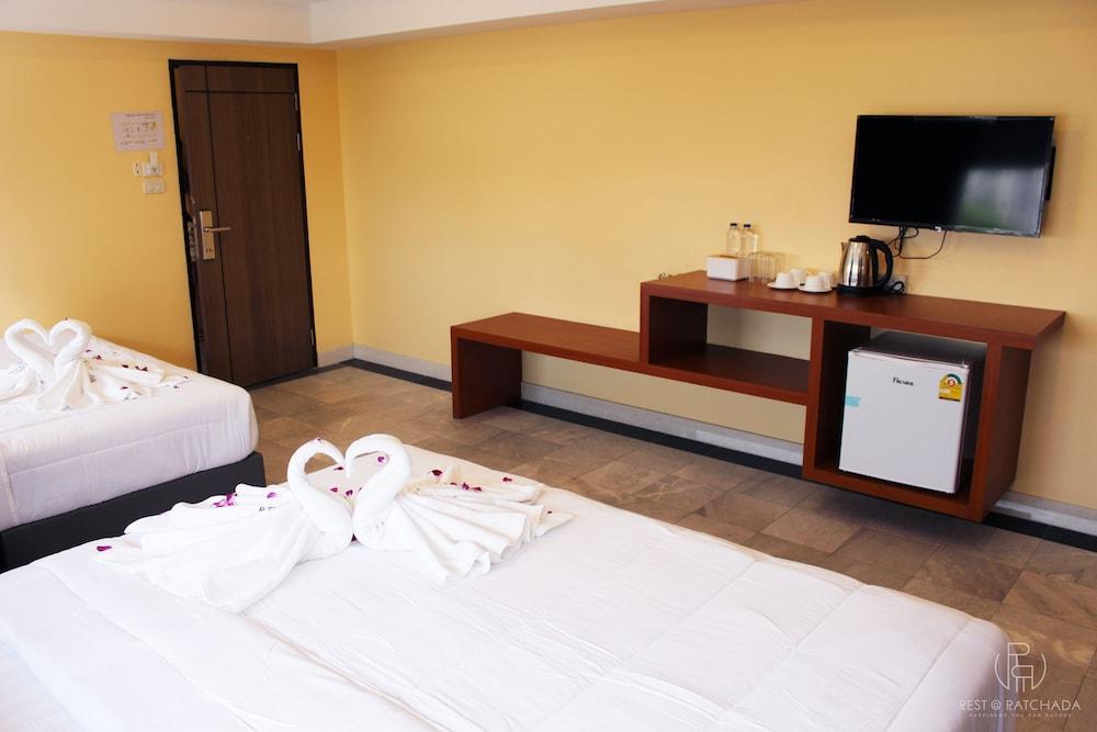 Rest at Ratchada Hotel 2
