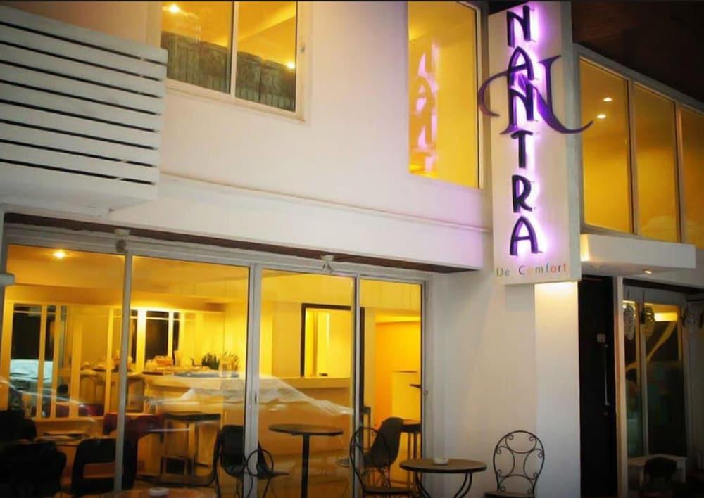 Nantra de Comfort (Adults only)