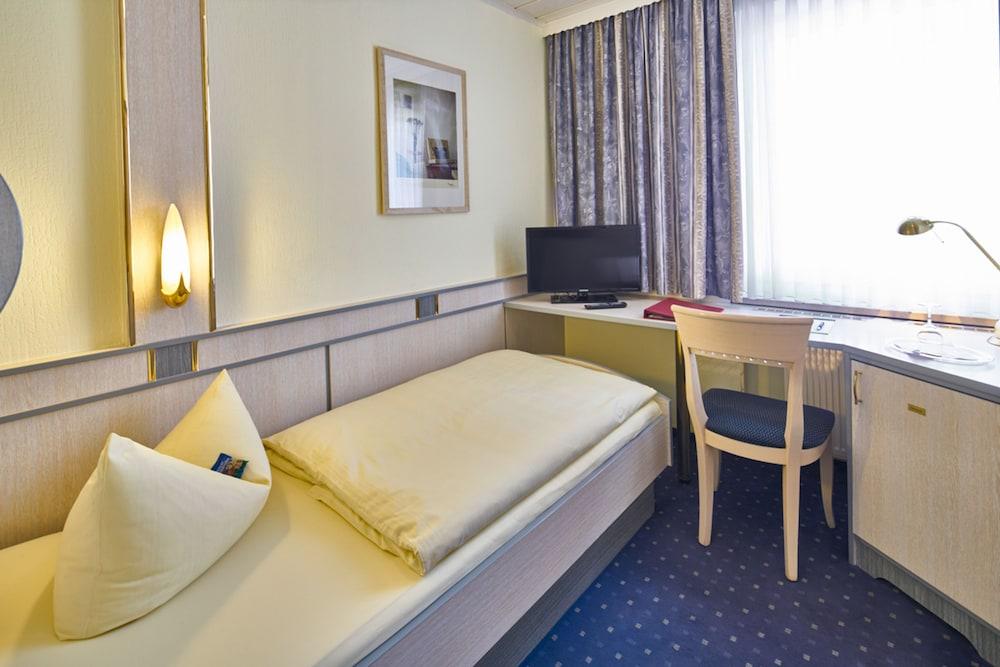 Hotel Alfa 1