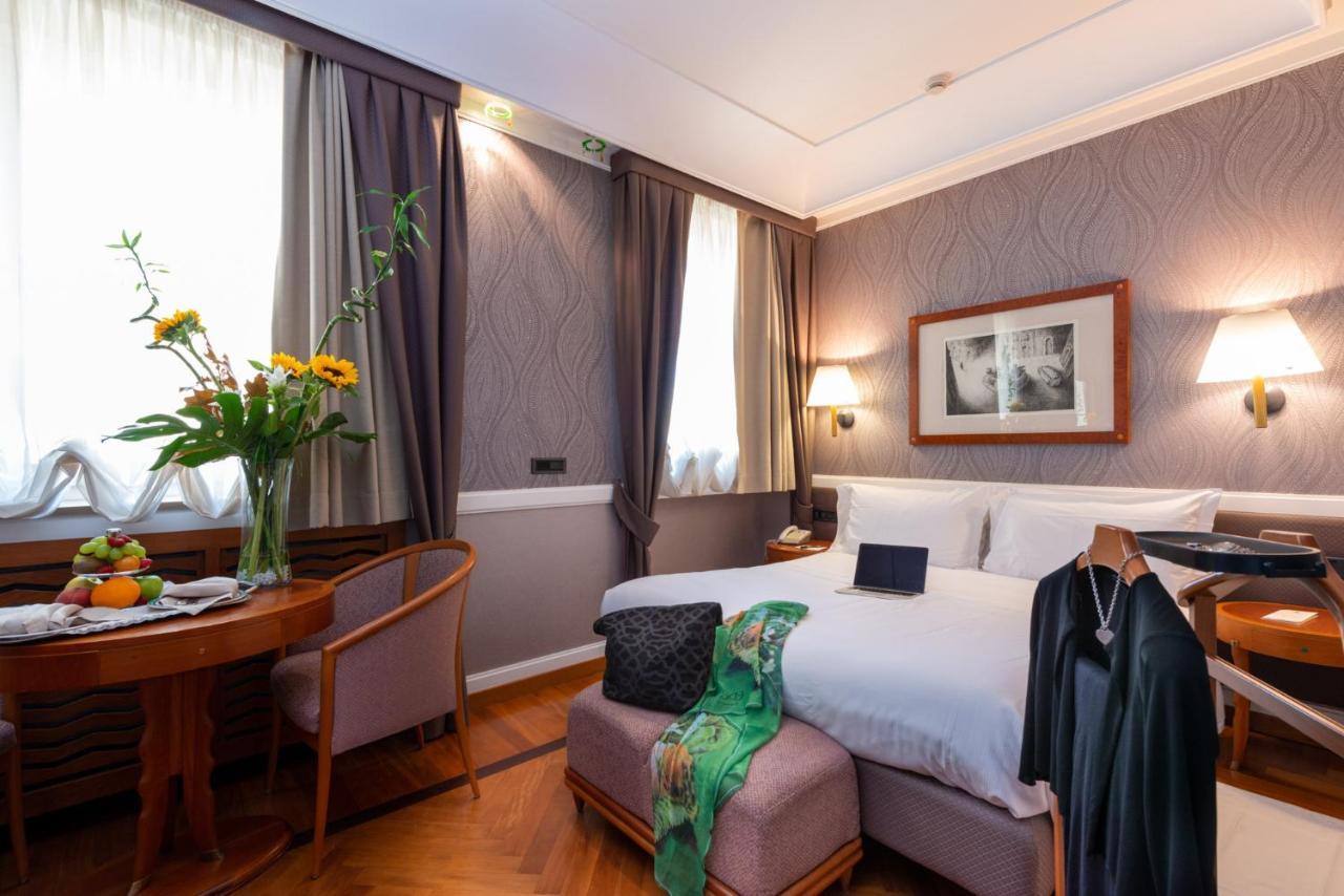 Grand Hotel Ortigia 1