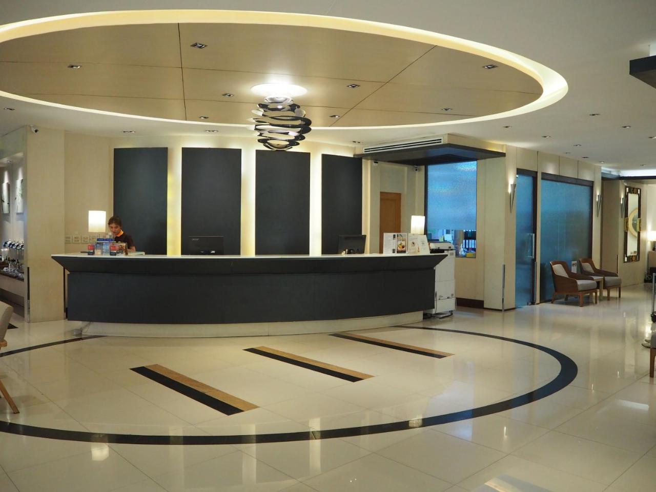 Royal View Resort 1
