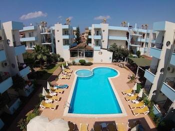 Summer Rose Hotel