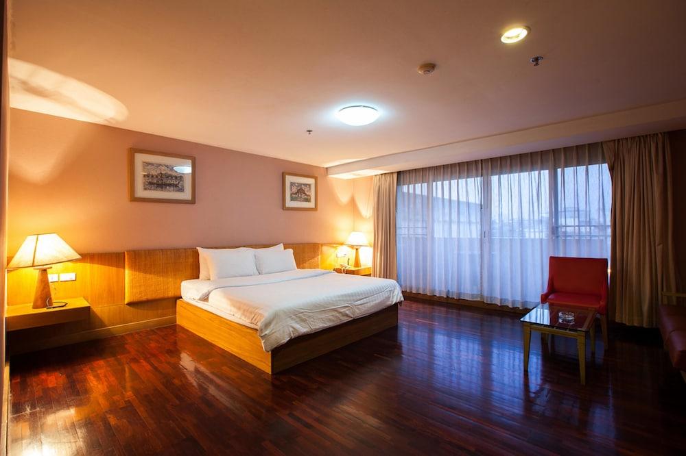 The Aiyapura Bangkok 2