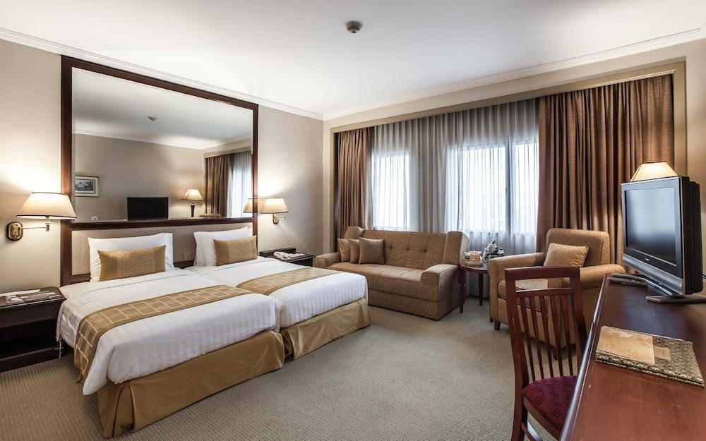 Arnoma Grand Bangkok 1