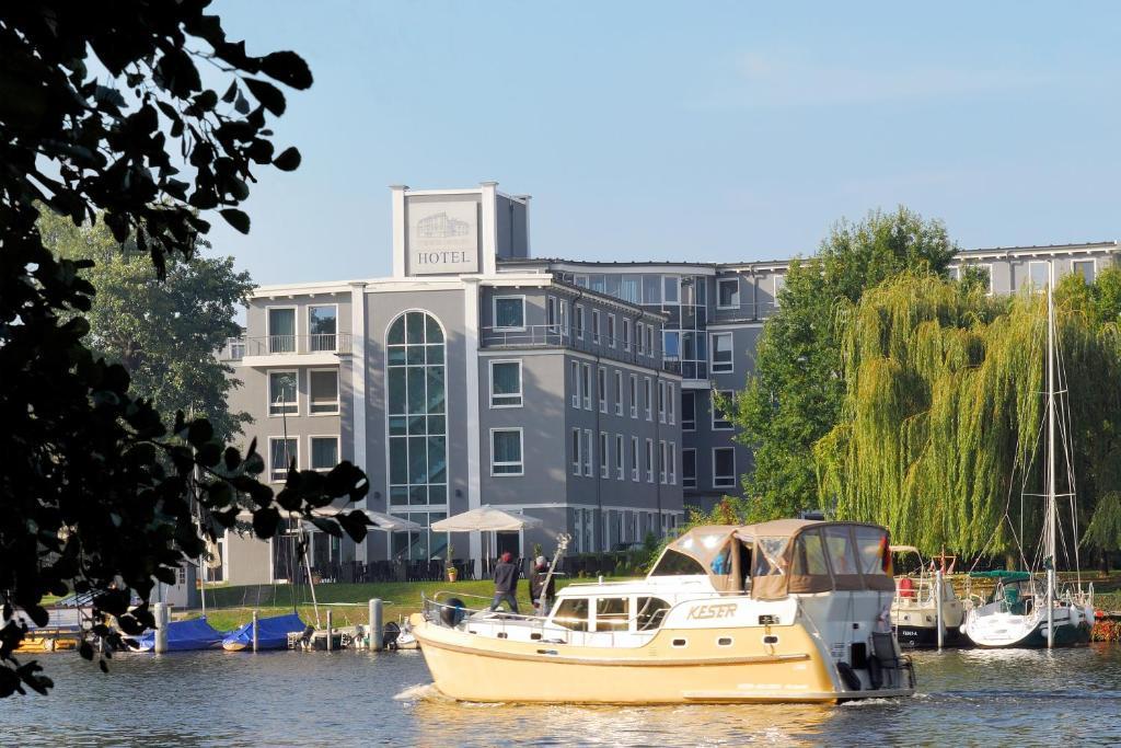 Hotel Am Schloss Kopenick Berlin by Golden Tulip