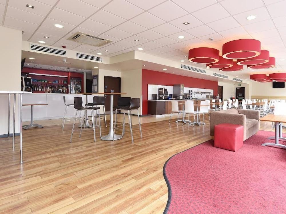 Travelodge London Stratford 2