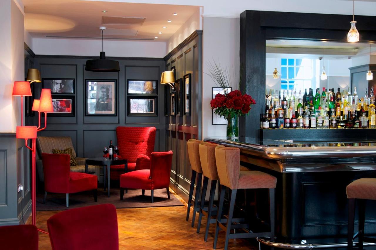 London Bridge Hotel (Adults only) 2