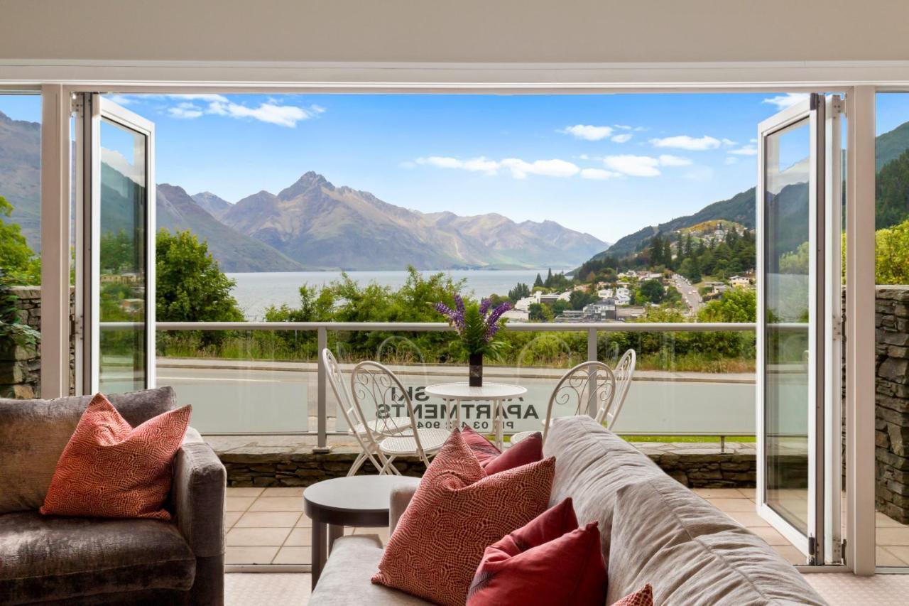 Queenstown House Boutique Bed & Breakfast & Apartments
