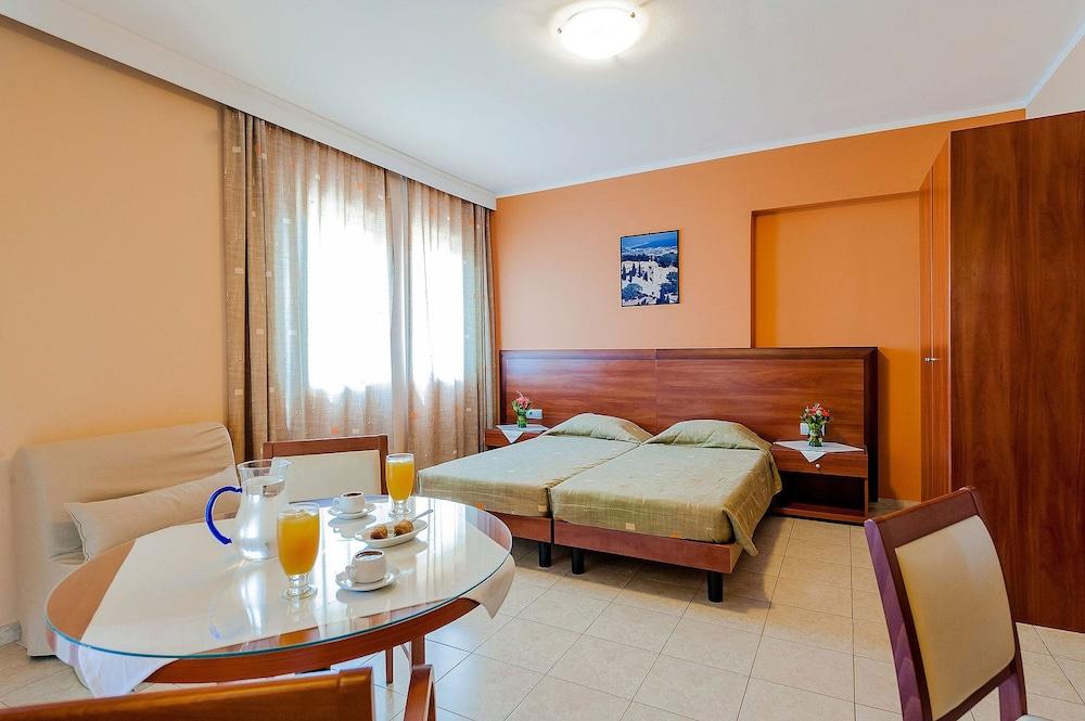 Esmeralda Hotel 2