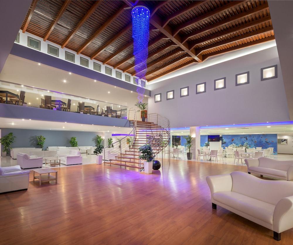 Oceanis Hotel 1