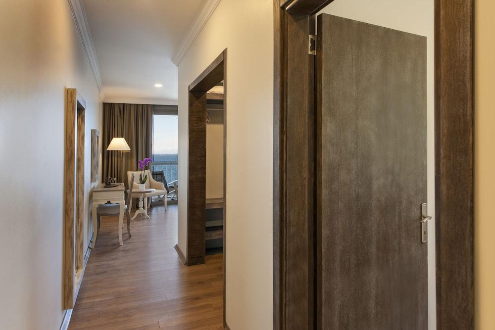 Sarpedor Boutique Hotel