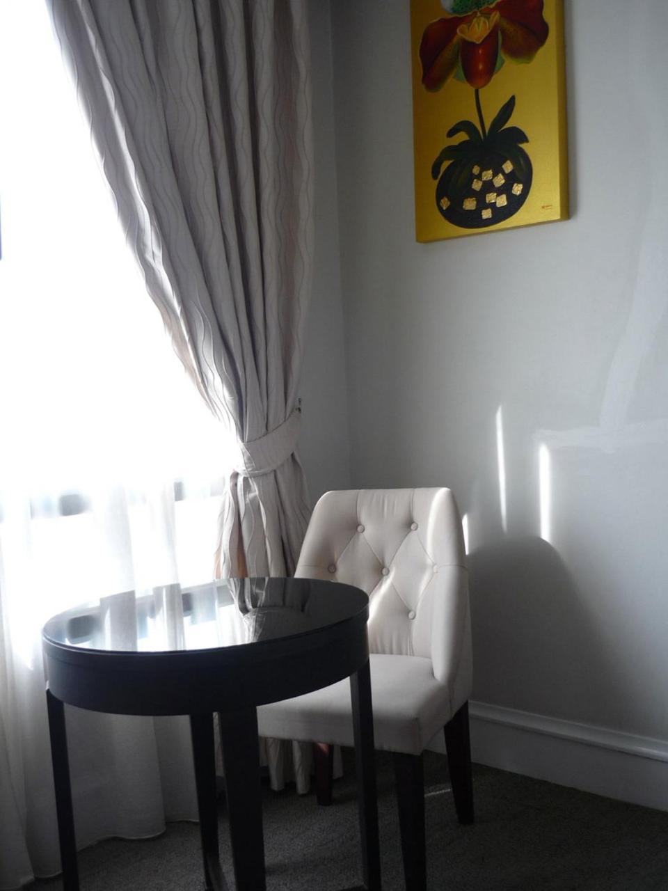 Aphrodite Inn Bangkok 2