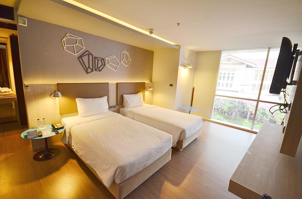 The Heritage Hotels Bangkok 2
