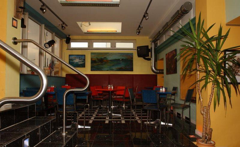 East-Side Hotel 1