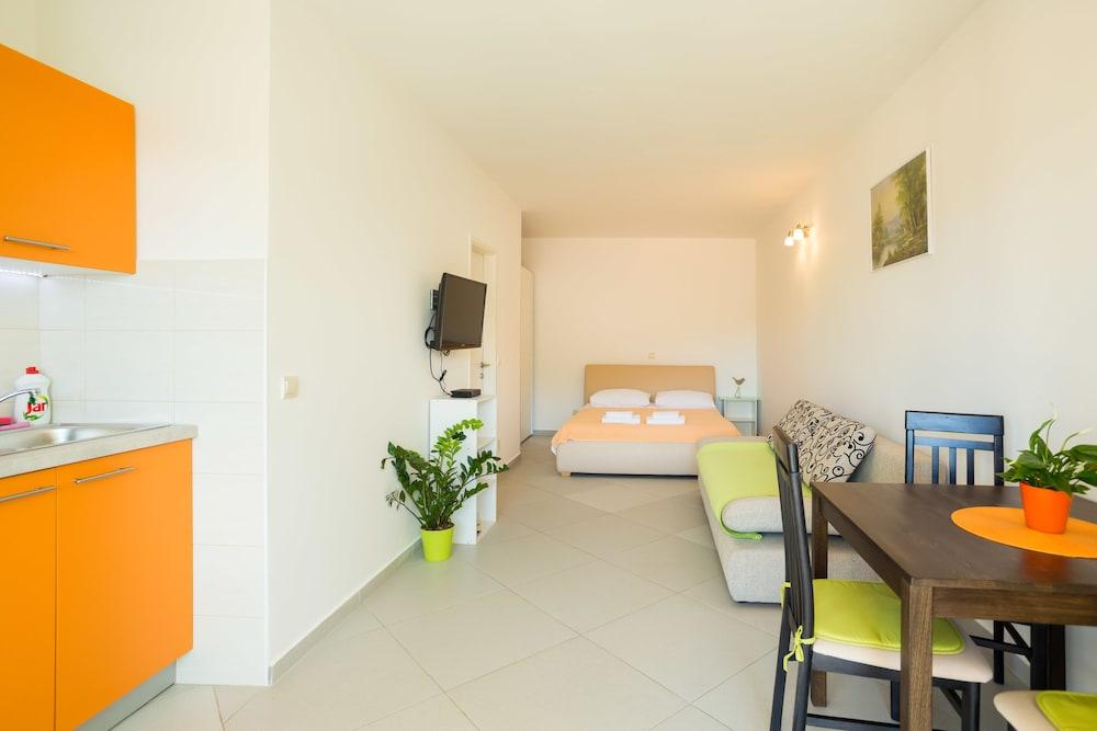 Apartments Mandy 2