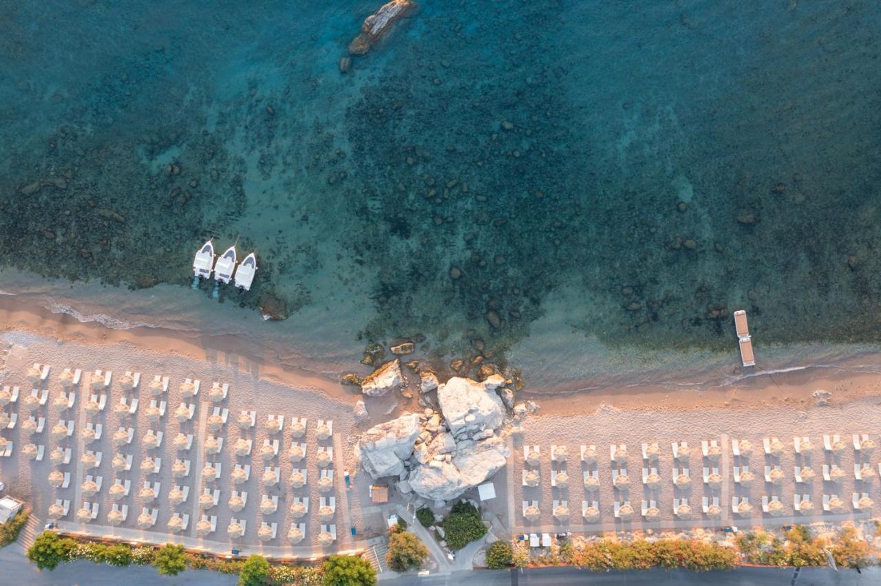 Porto Angeli Beach Resort 1