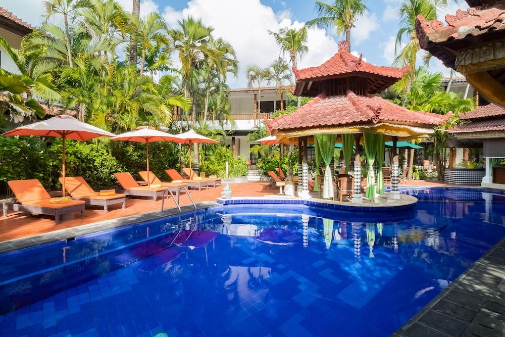 Sarinande Beach Inn