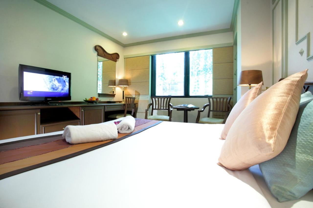 Majestic Suites 1