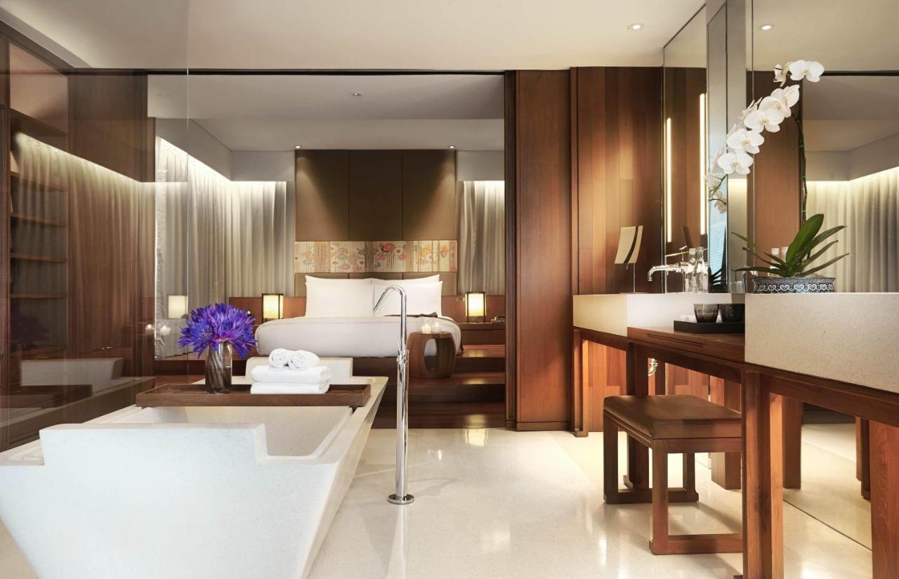 Hansar Bangkok 1