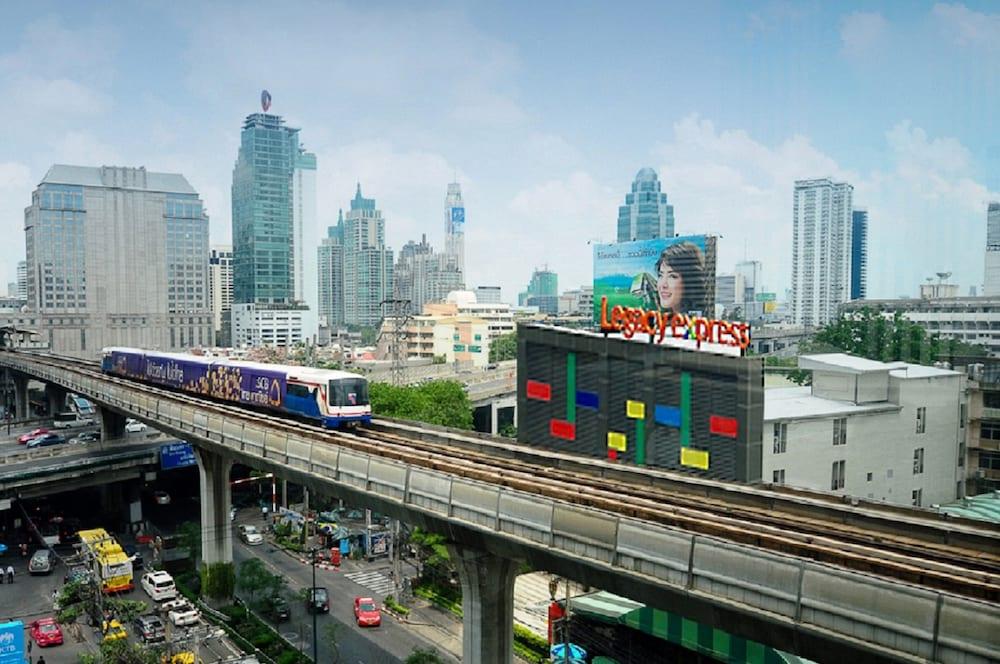 Legacy Hotel Bangkok Sukhumvit