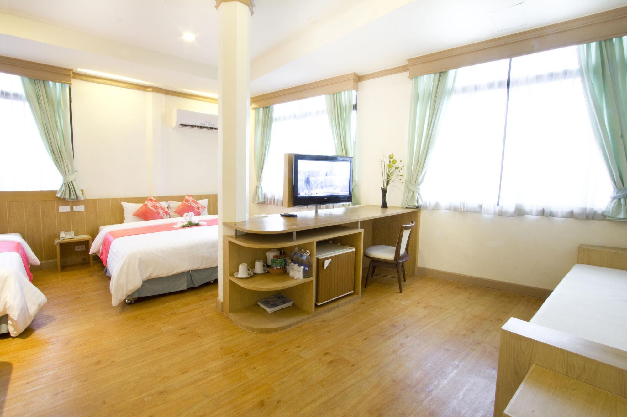China Town Hotel