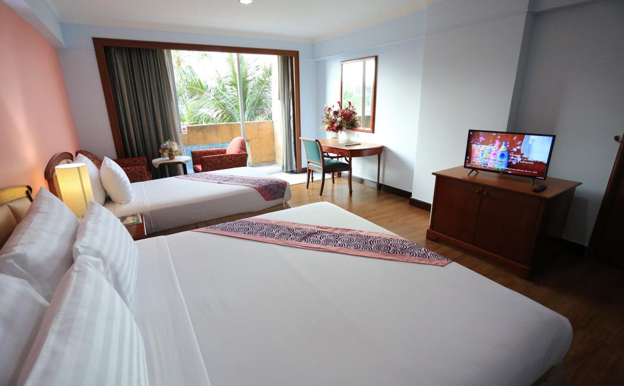 Karnmanee Palace Hotel 1