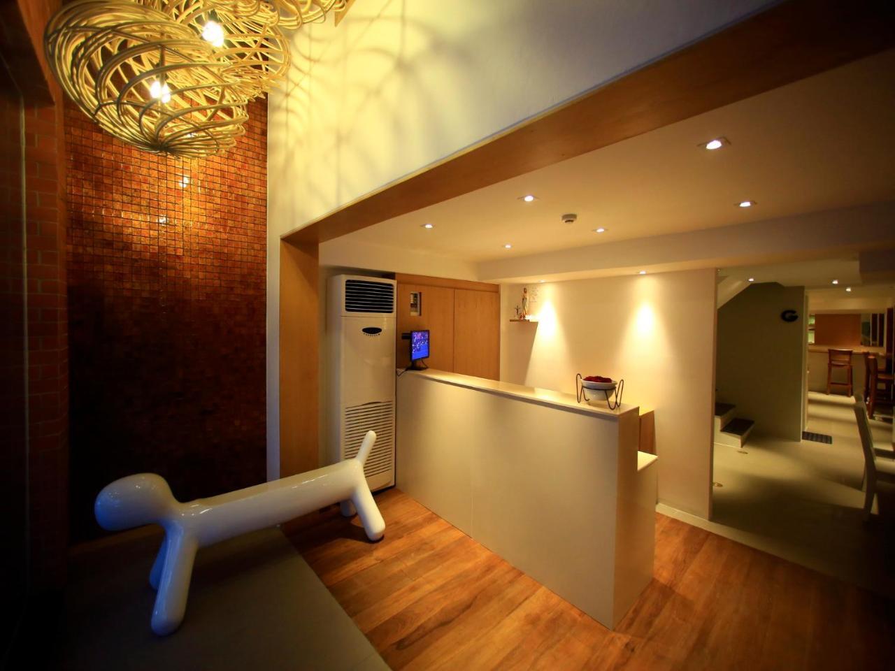 Silom One 1