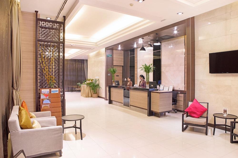 Mida Hotel Ngamwongwan (SHA PLUS+)