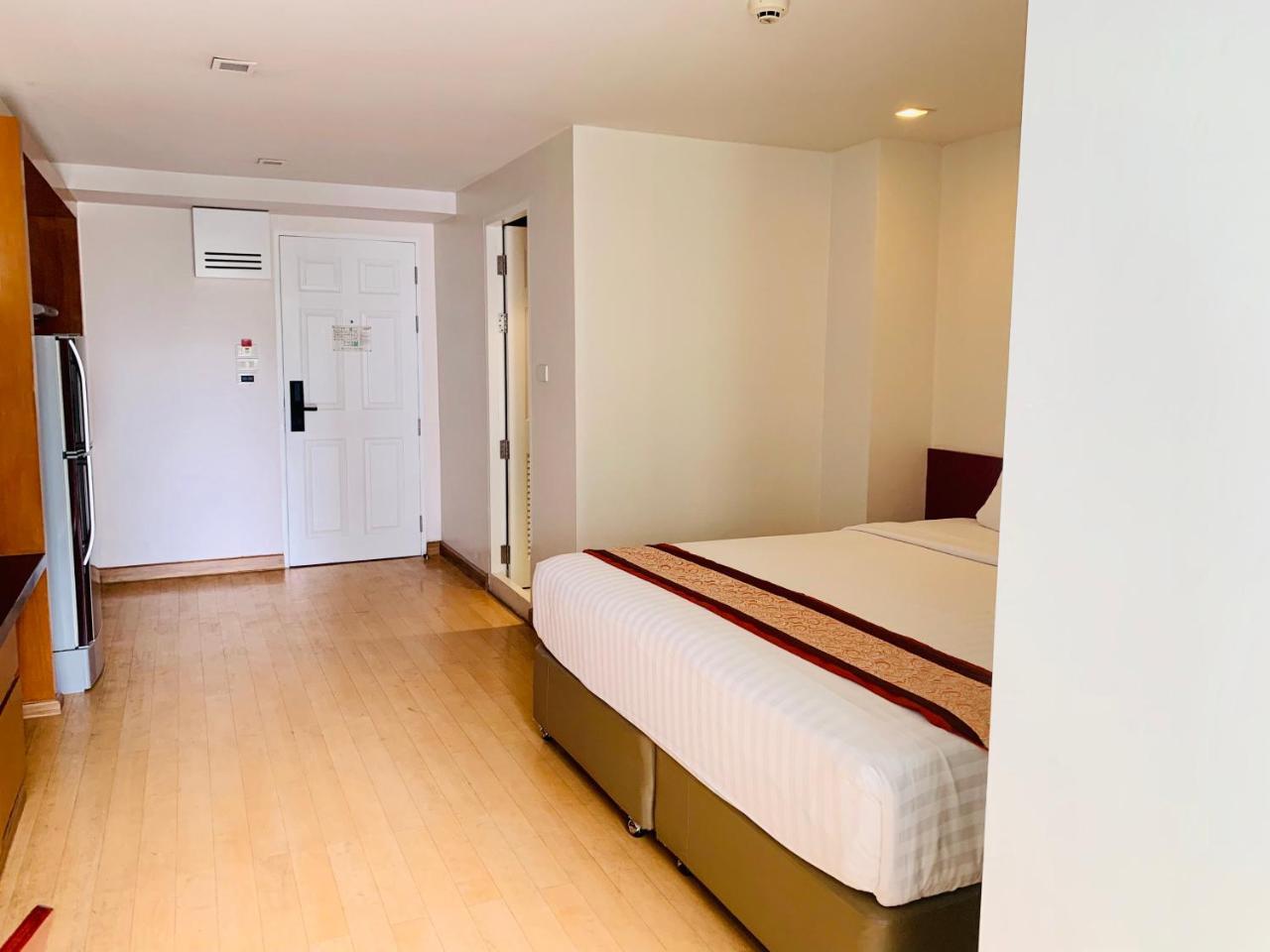 I Residence Hotel Sathorn (SHA PLUS+) 1