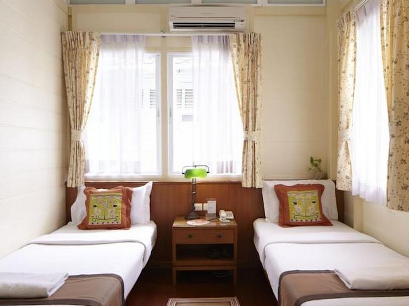 Baan Dinso Hostel 1
