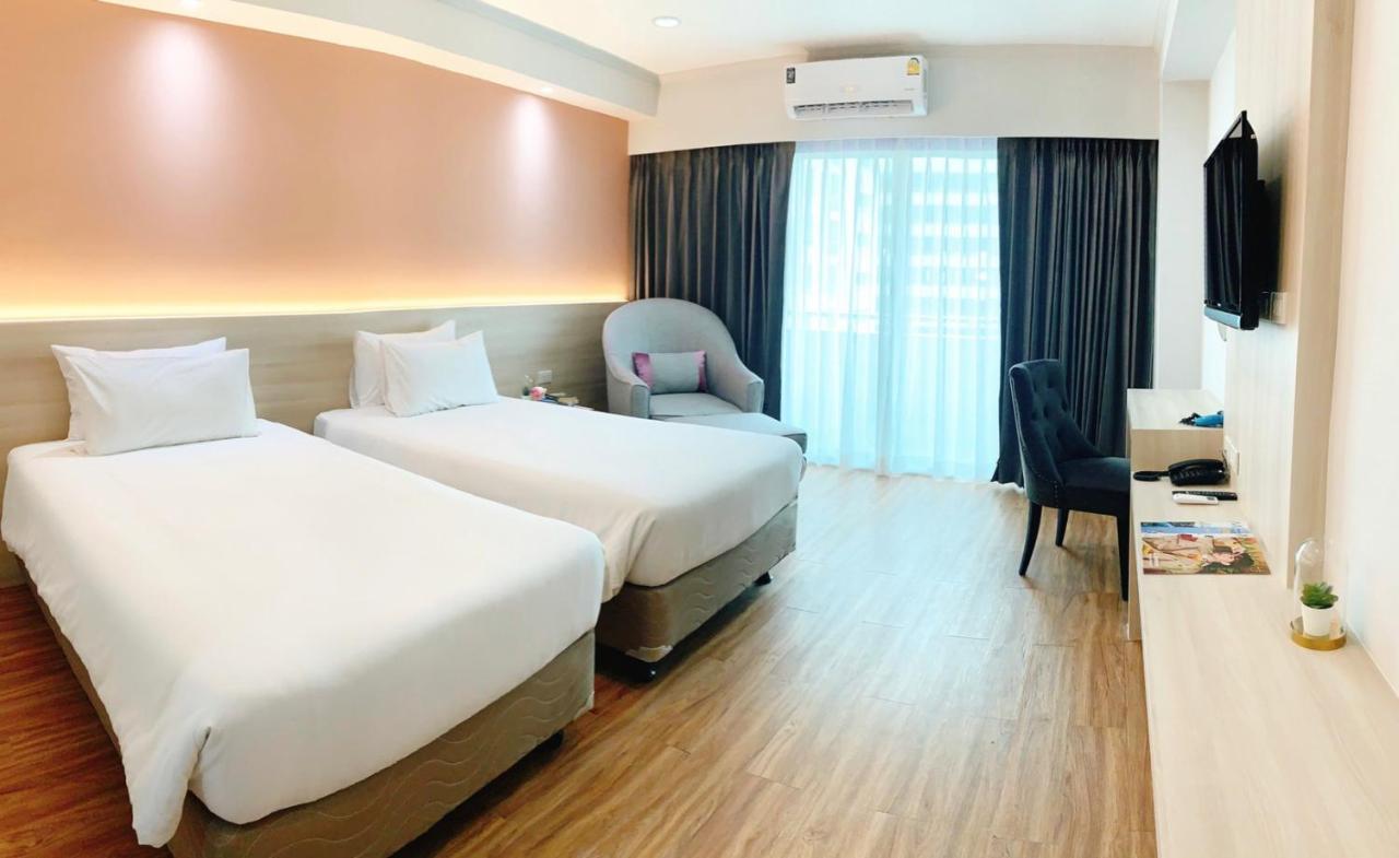Miloft Sathorn Hotel (SHA PLUS+) 1