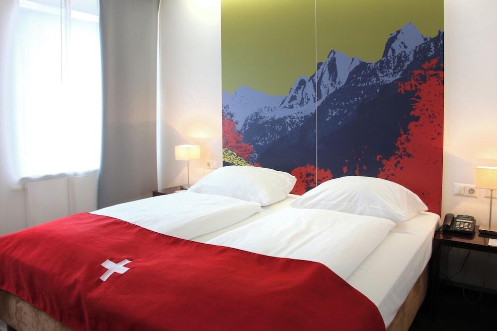 Helvetia Munchen City Centre 2