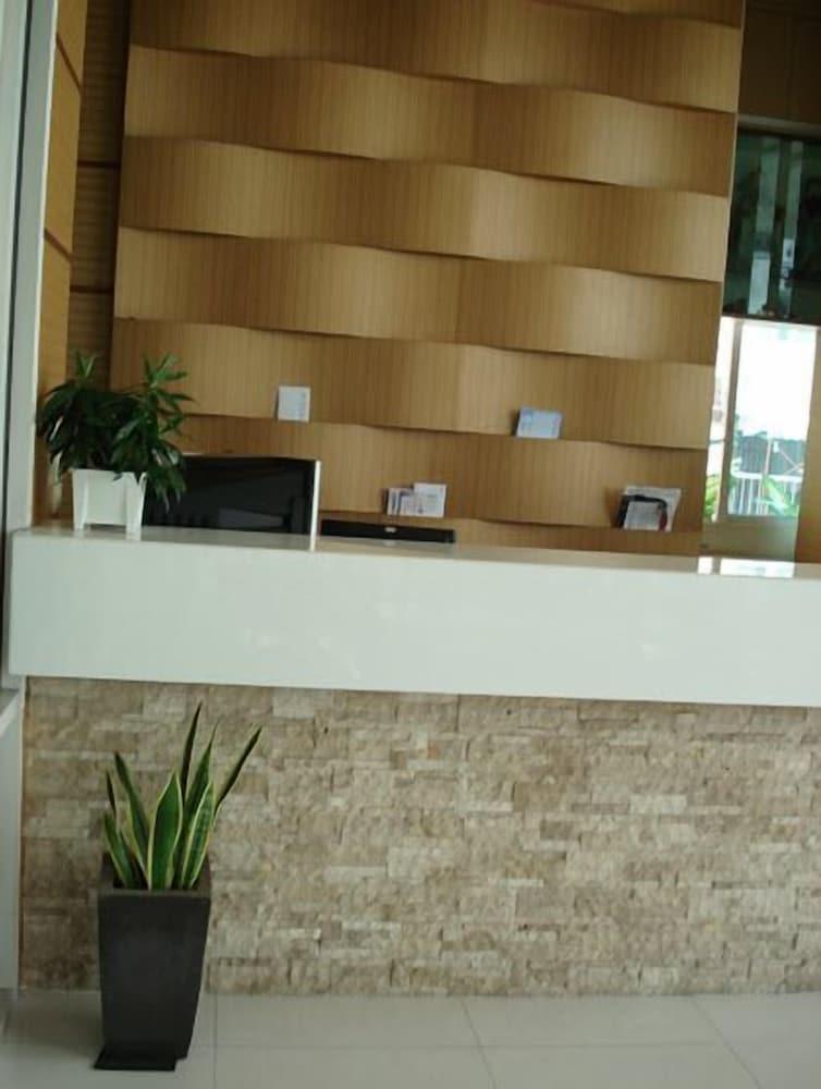 Thanaplace Jaran 34 1