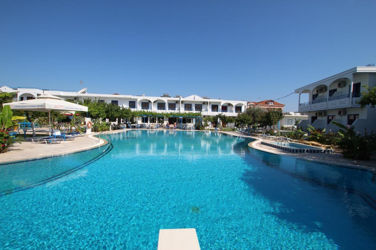 Garden Hotel 2
