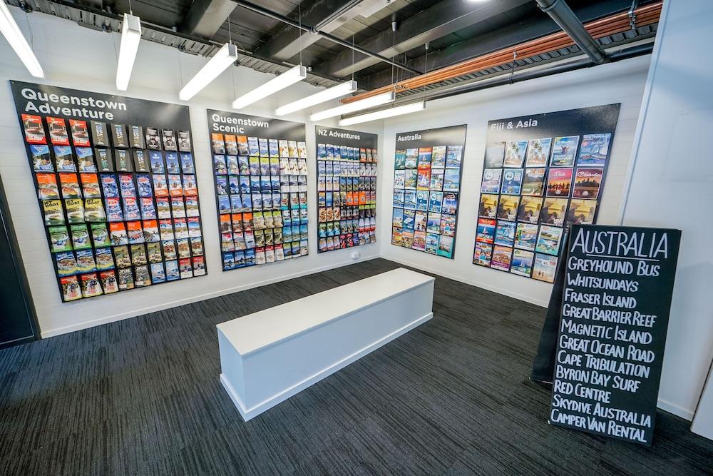Nomads Queenstown (Adults only) 1