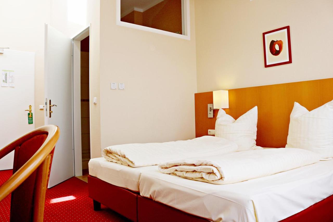 Air in Berlin Hotel 1