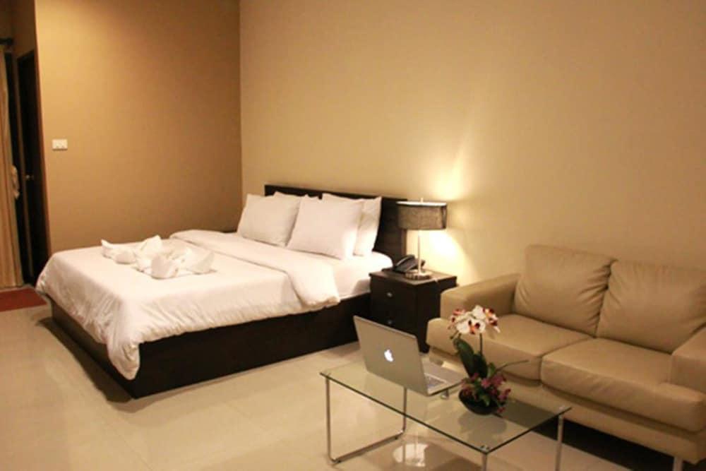 The Atrium Ratchada 13 2