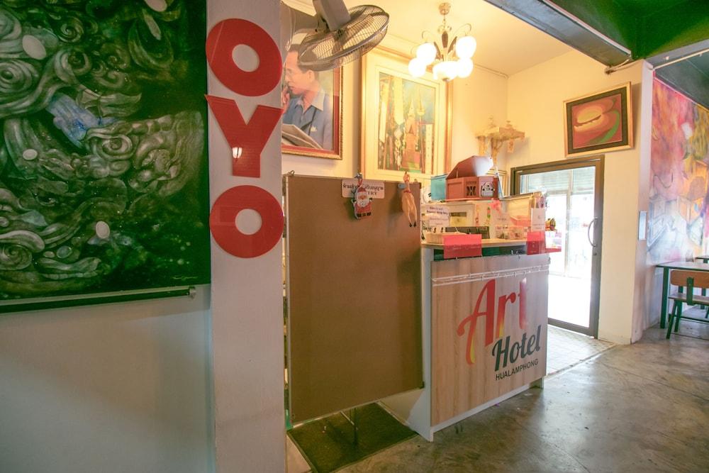 Oyo 568 Art Hotel Hua Lamphong 1