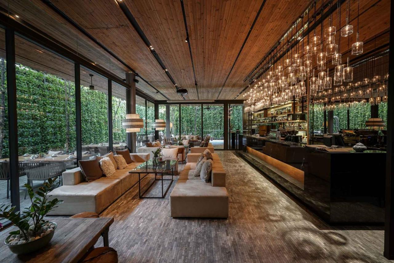 Ad Lib Bangkok