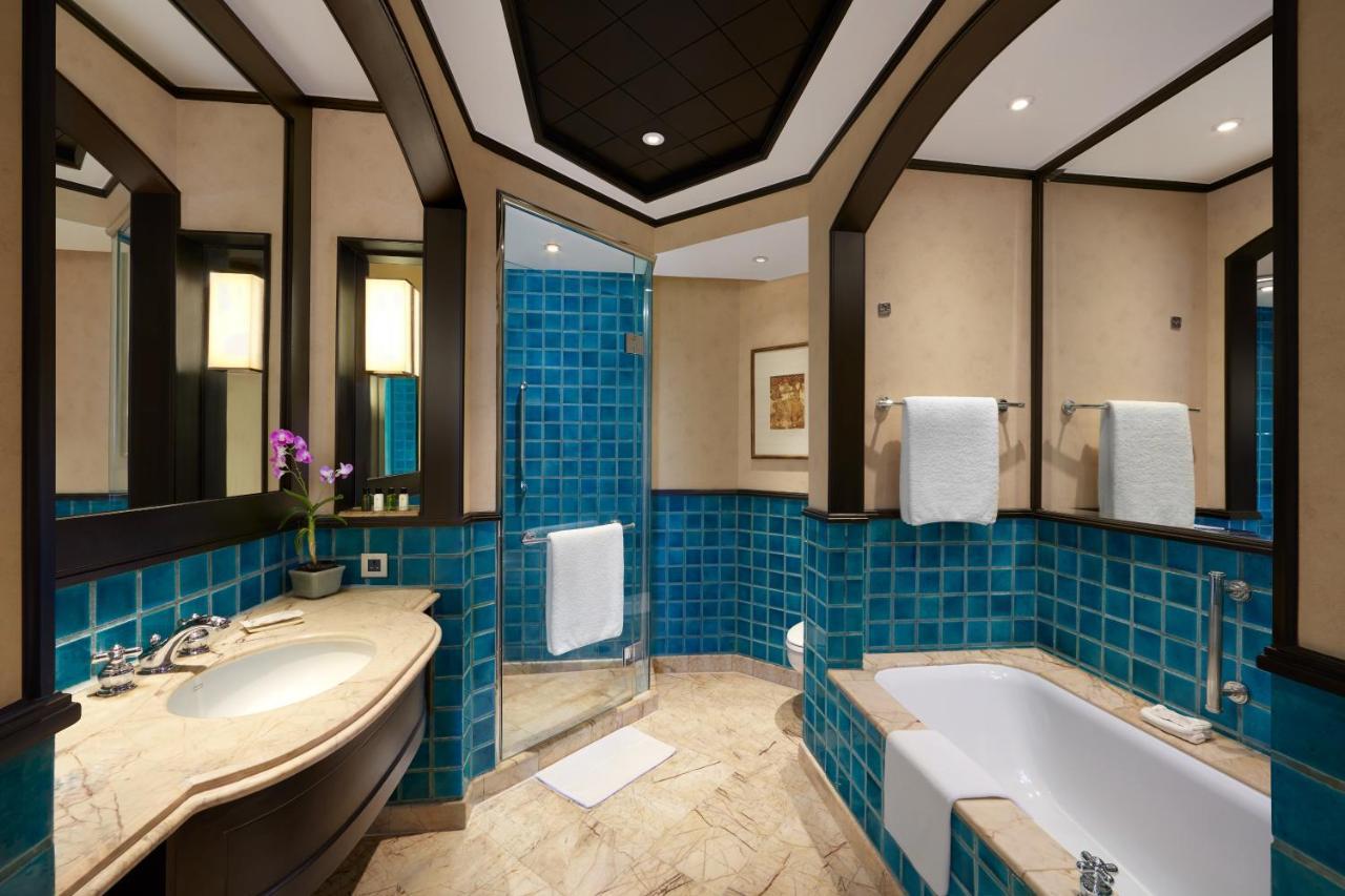 Sheraton Grande Sukhumvit, a Luxury Collection Hotel, Bangkok 2