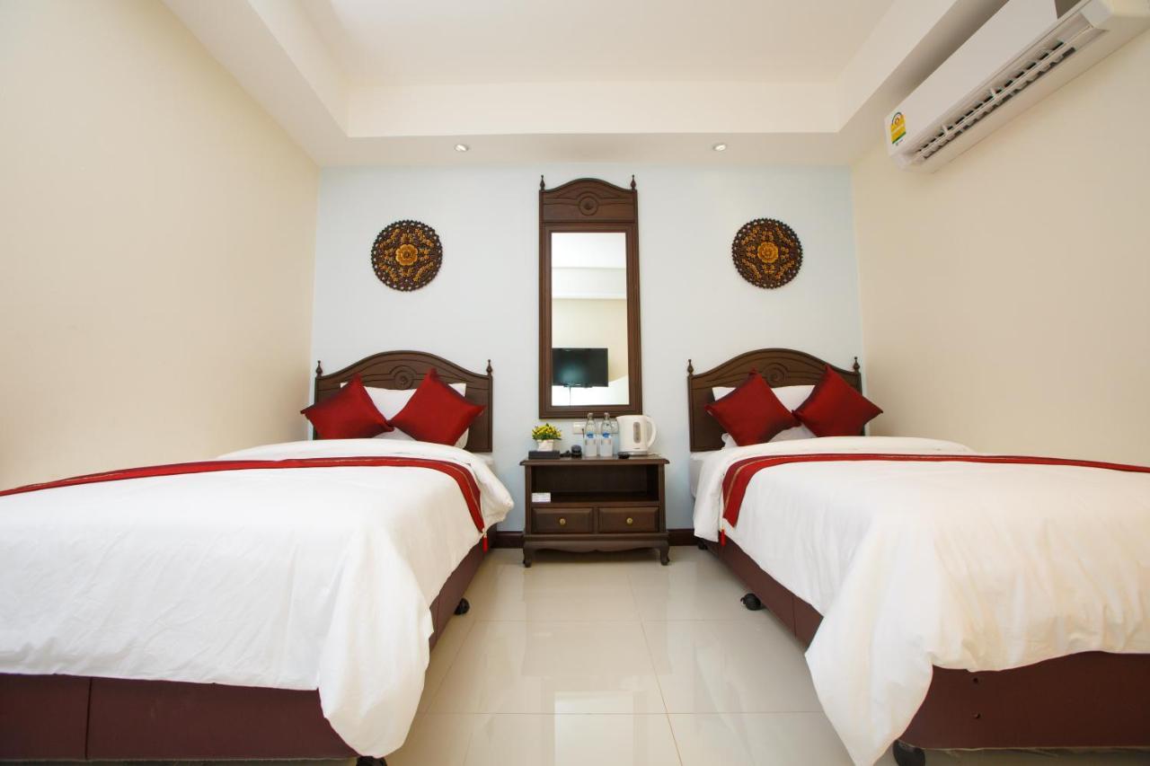 Chang Siam Inn 1