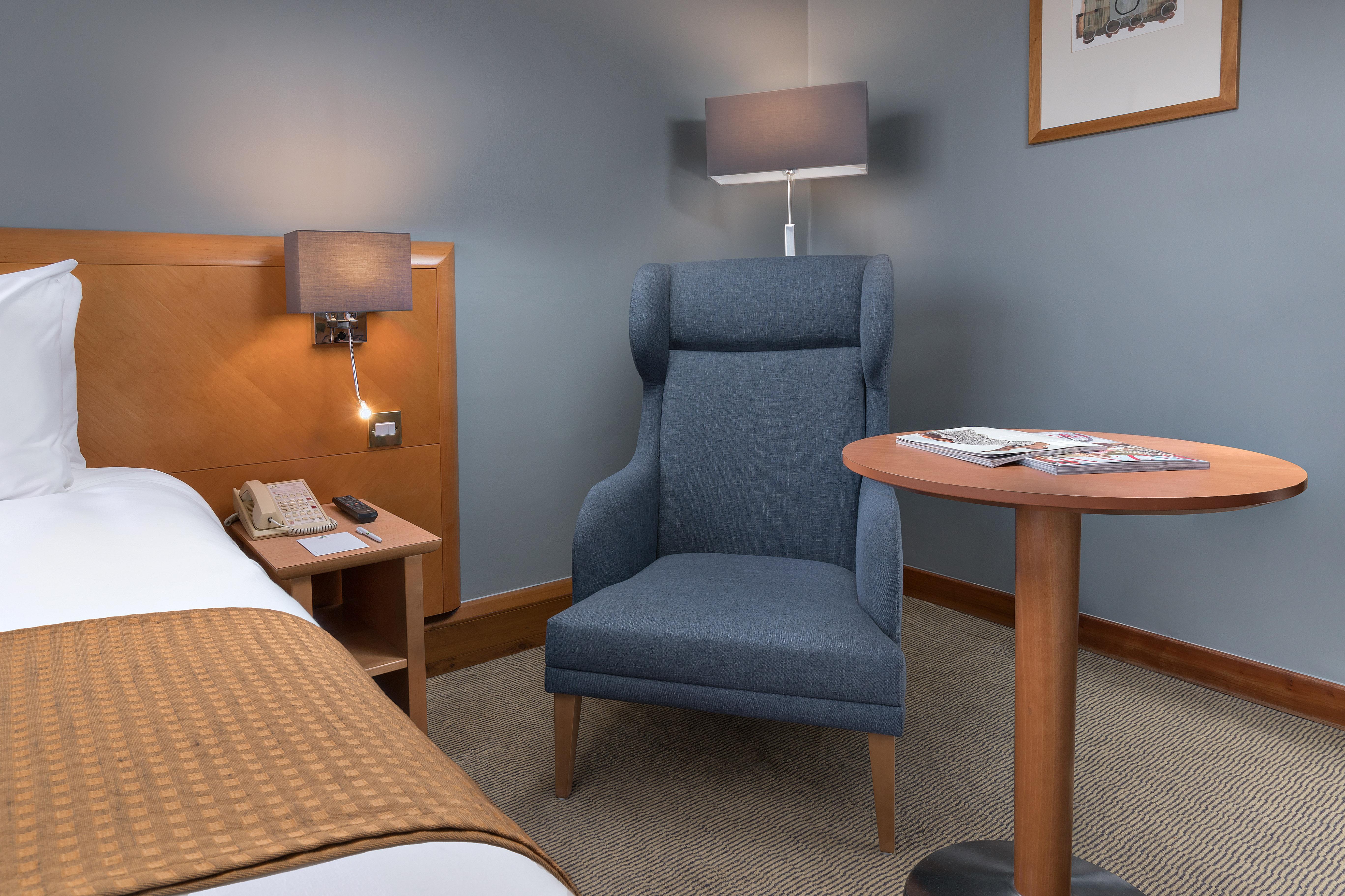 Holiday Inn London - Kensington Forum 2