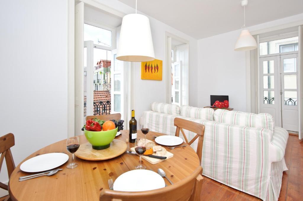Hello Lisbon City Apartments