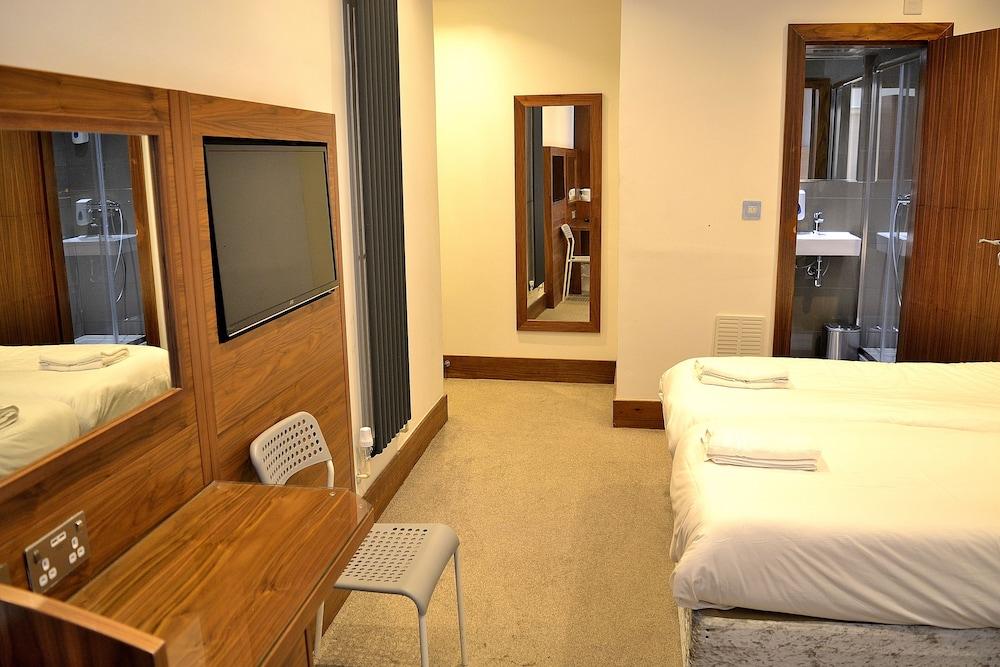 Leisure Inn London 2