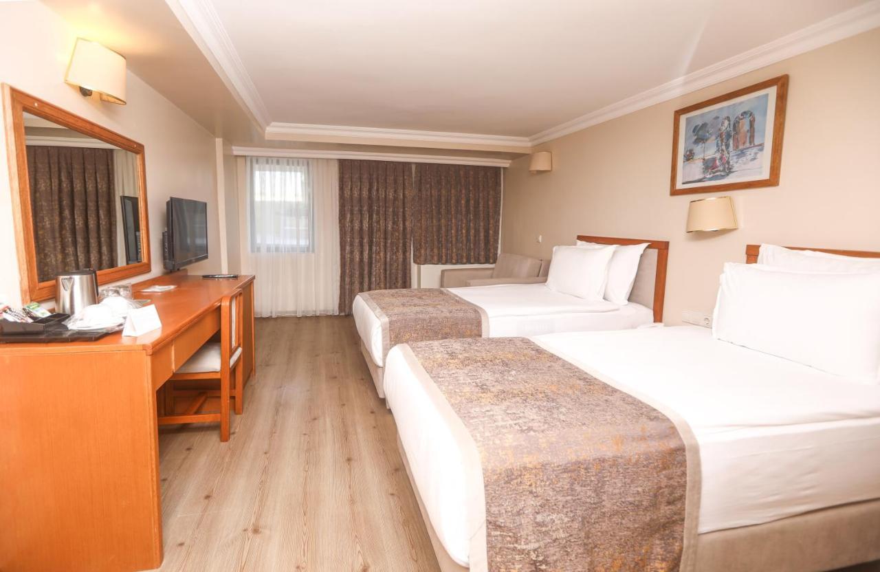 Miramare Queen Hotel