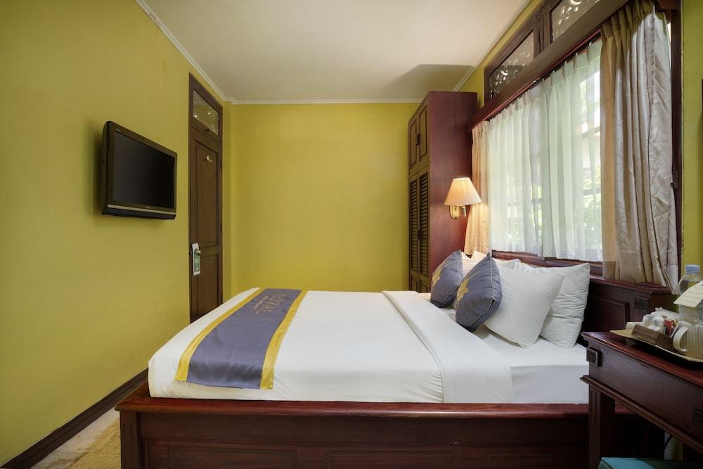 Royal Tunjung Bali