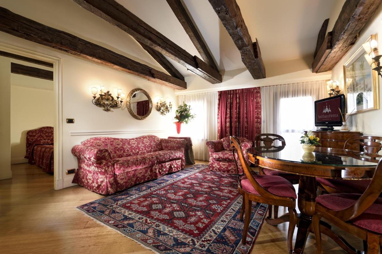 Torre Dell'orologio Suites