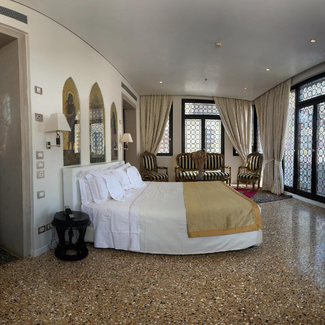 Ca' Nigra Lagoon Resort 1