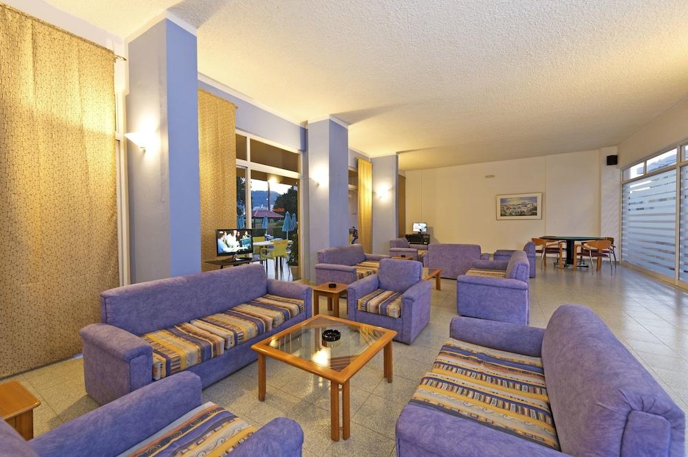 Trianta Hotel 2