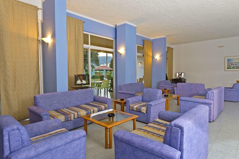 Trianta Hotel 1